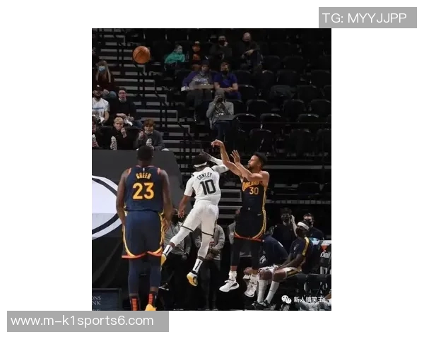 步行者与马刺激战正酣球迷期待精彩对决与绝妙瞬间